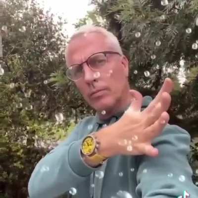😲