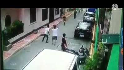 HMB while i give this fleeing thief some &deg;180 kick