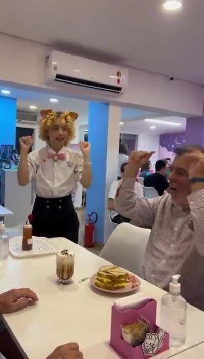 Novo desafio: Tente ver esse video sem sentir vergonha ou vontade de pular pro pr&oacute;ximo meme
