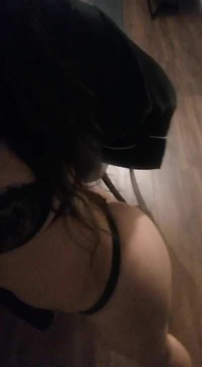 I put my inbox on auto-reply so who gives me an upvote will get instantly a nude TRY ME I REALLY SEND!