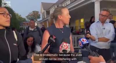 An immigration attorney just exposed Ron DeSantis&rsquo; Martha&rsquo;s Vineyard immigrant stunt, as the multi-million dollar human trafficking scheme that it is!