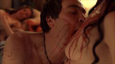 Lucy Lawless &amp;amp; Jaime Murray - Spartacus: Gods of the Arena (2011)