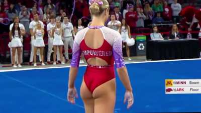 Per Public Demand: Lauren Williams of Arkansas is next‼️🤍❤️ 🐖 🤸&zwj;♀️