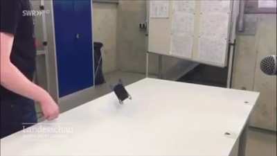 This Engineering Student designed and made a "Mobile Airbag" that deploys when your Device is Dropped