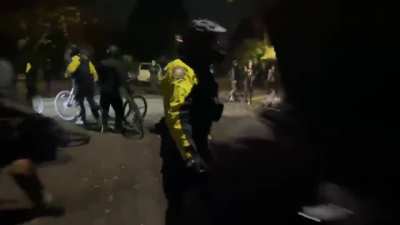 Portland Antifa surround police, attempt to "de-arrest" their comrade