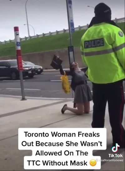 No mask, no ride. Toronto woman loses it. (Not op)
