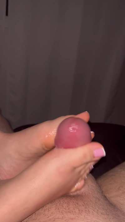 This French pedi made me cum so quick 