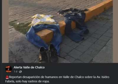 Quick translation: "human dissaperence, there is only clothes traces"