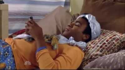 Actual footage of Tom Brady texting Antonio Brown