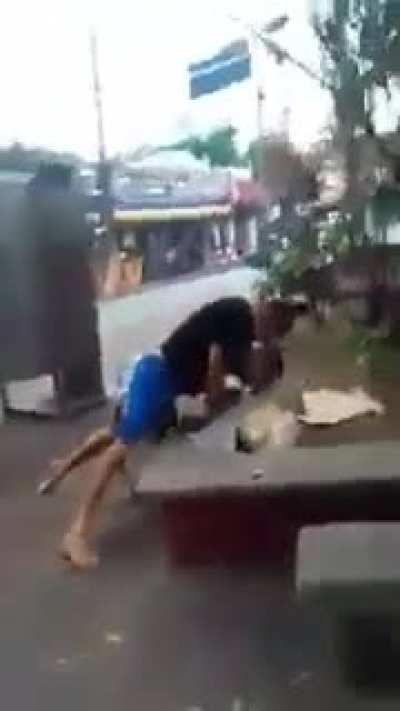 A pa&ccedil;oca fela da mam&atilde;e que da carinho a homens carentes