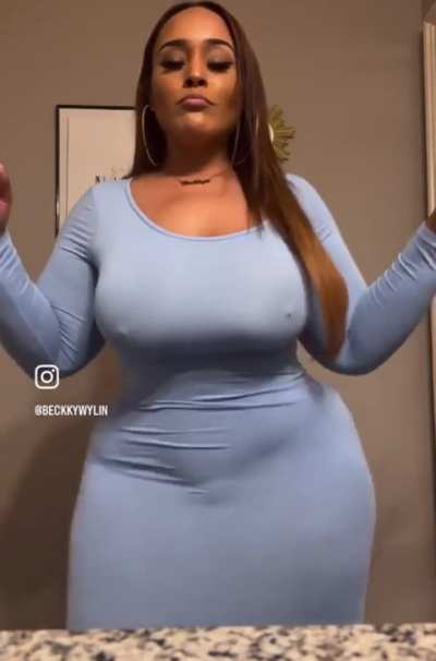 Very Loud ass clap