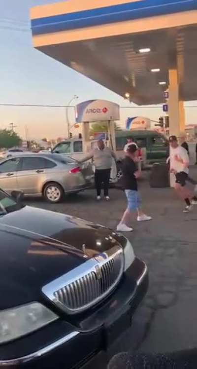 He got knocked tf out. Backstory in the comments