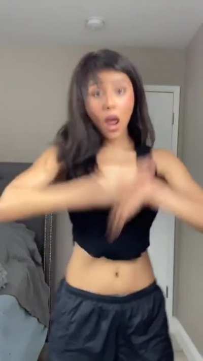 Throwback to my personal favorite neeko dance which I haven&rsquo;t seen on here yet