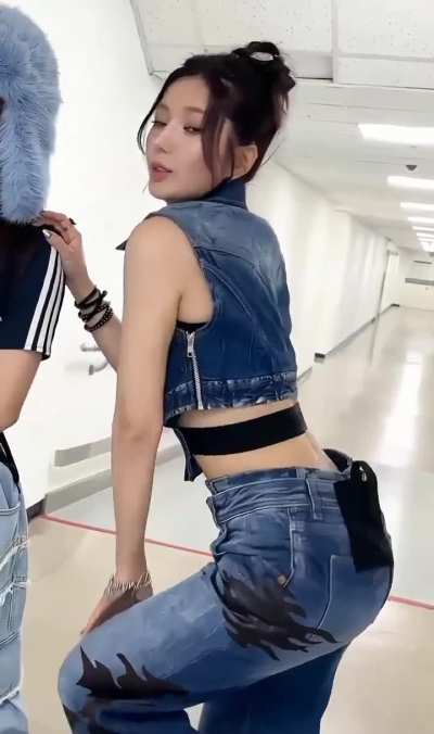 Eunbi 