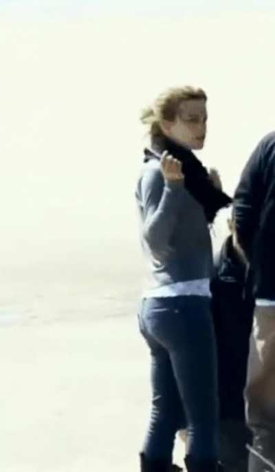 Denim booty