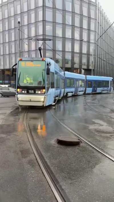 Dancing manhole