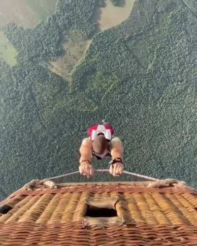 Hot air balloon