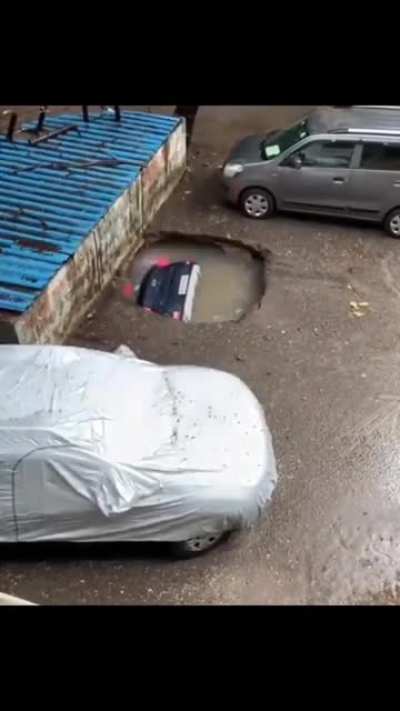 Nice car, bad space
