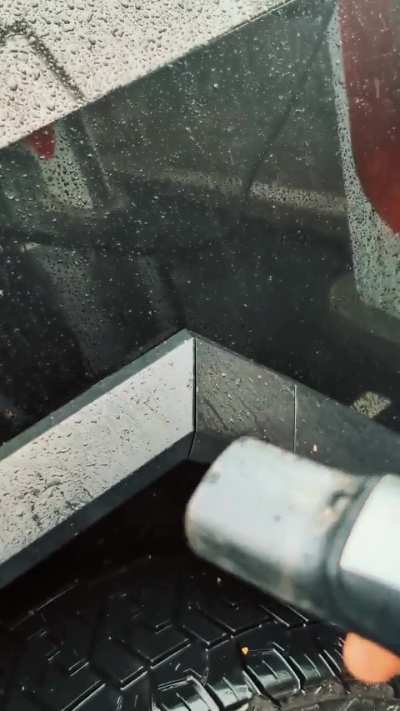 Tutorial for charging in the rain 🤣
