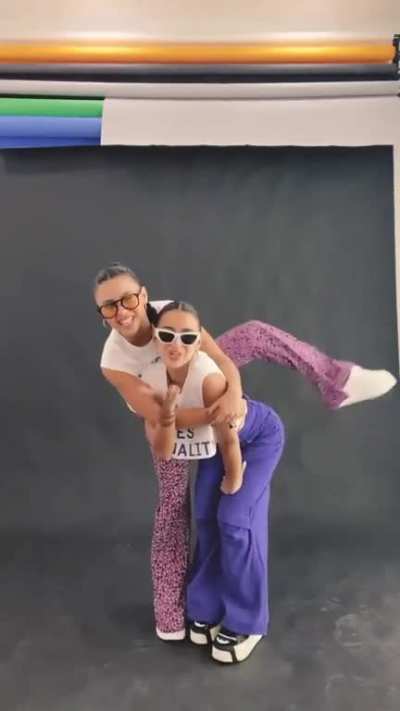 Yassi & Issa Pressman