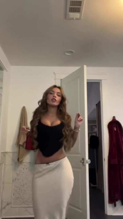 Gabi vibing pre-party 🍒 (IG story) 