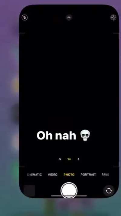🗿