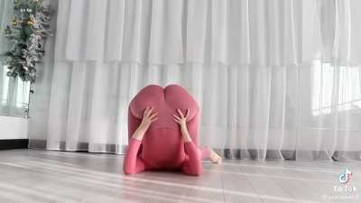yoga camel toe