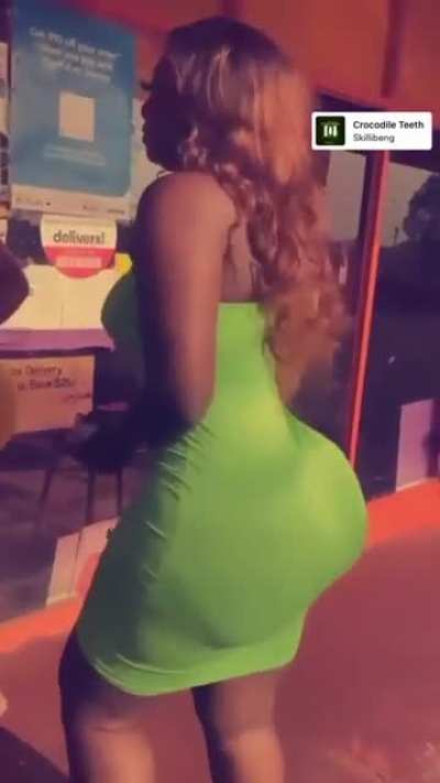 That ass is just ridiculous 😟😫😭🤦🏾&zwj;♂️🍑😍🤩