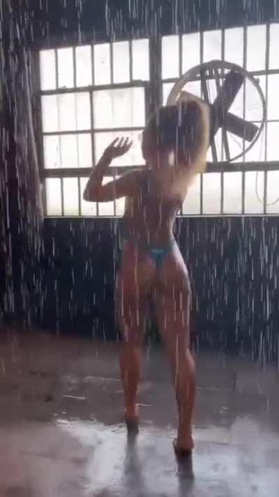Sommer Ray