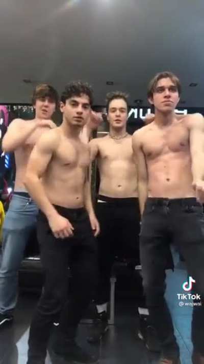 Me and my gay boys at 3 AM