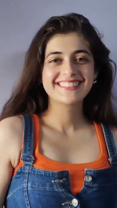 Urvi Singh 