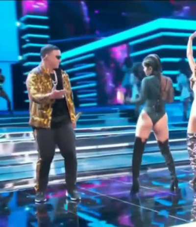Combined twerk loop