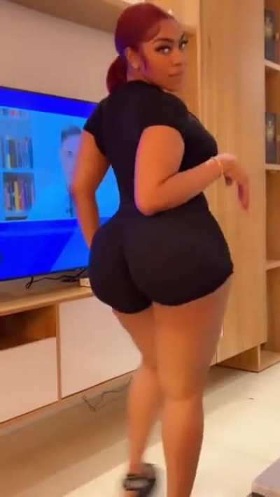 👸🏾