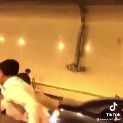 ????