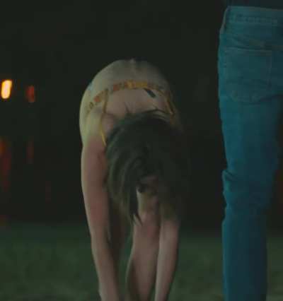 Kiernan Shipka - Beautiful plot in 'Wildflower' (2022)
