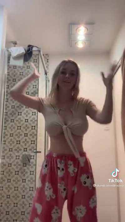 Love those tits