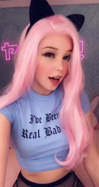 Hasta que las ense&ntilde;&oacute; / BELLE DELPHINE/