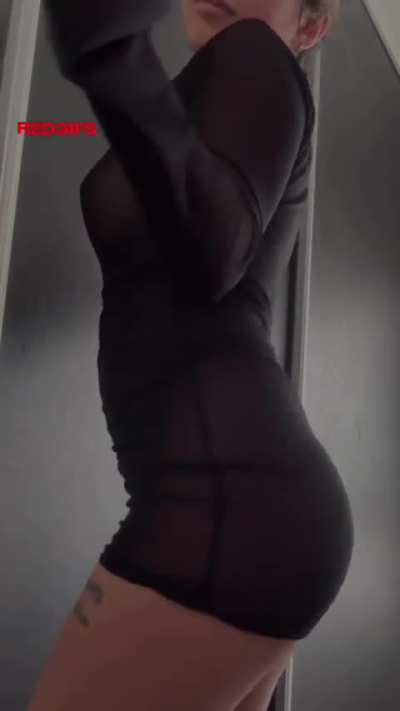 19 [F4M] Who wants to join me for a night of sensual and freaky fun?