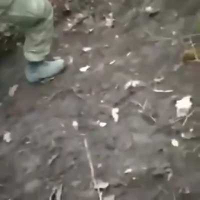 Pashiiiiik,you had one job.Əsgərlərimiz &ccedil;ətinlik &ccedil;əkir sənin &uuml;z&uuml;ndən(əsgərin m&ouml;htəşəm aktyorluğu)