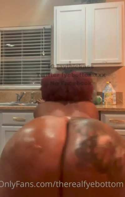 🔥 loud naked oil&rsquo;d clapping cheeks