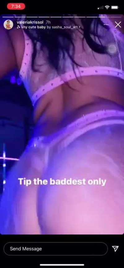🦴🦴🦴