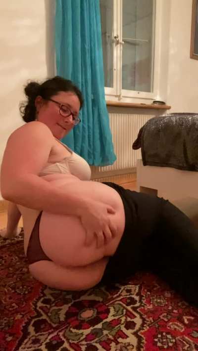 Just trying to tempt you with my ass, is it working?