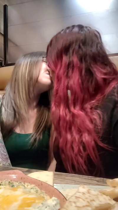 Date night out &amp;amp; couldn't help but kiss her