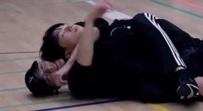 When&rsquo;s SM gonna let the dreamies debut as wrestlers??