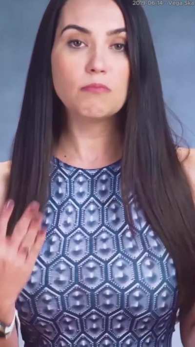 2019-06-14 Trisha Hershberger looks so yummi in that getup...