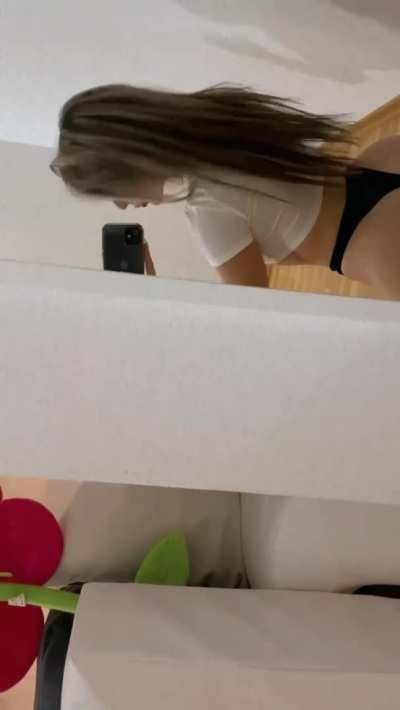 Smash or pass? (OC) 18y please be honest