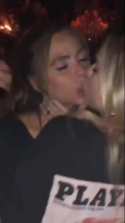 Drunk Girls be like