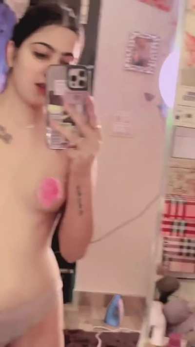 Petite &amp;amp; Topless