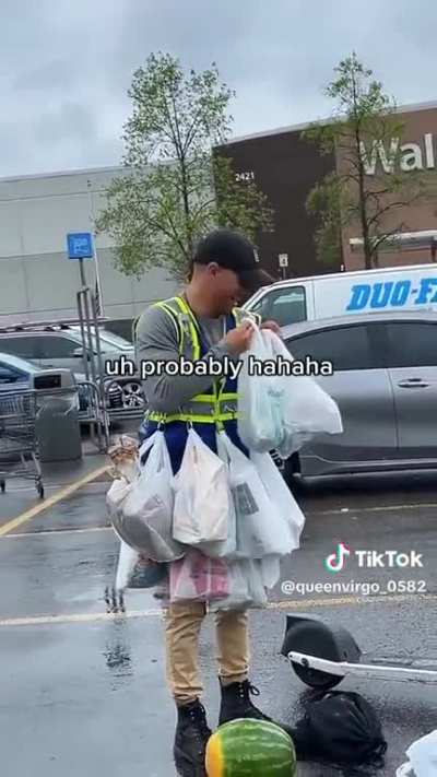 Just found this video on tiktok and it would be a sin if nobody posted it here