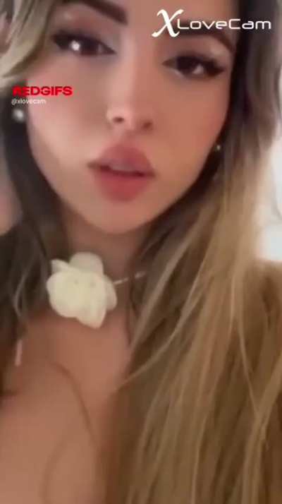 I was changing my clothes and decided to send this video to my best friend.